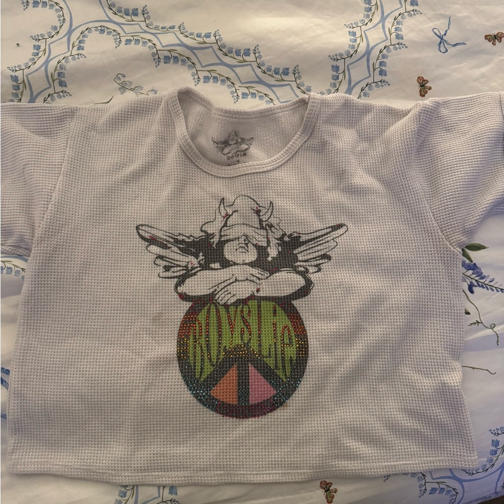 Boys Lie Short Sleeve Tee with Vintage Graphic Design